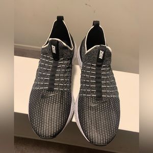 Nike React Phantom Run Flyknit 2 CJ0277-003 Black Smoke Gray Men's Size 13